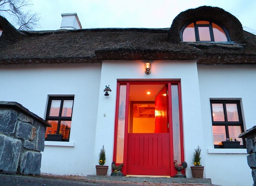 Ballyglass Irish Thatched Cottage Logo